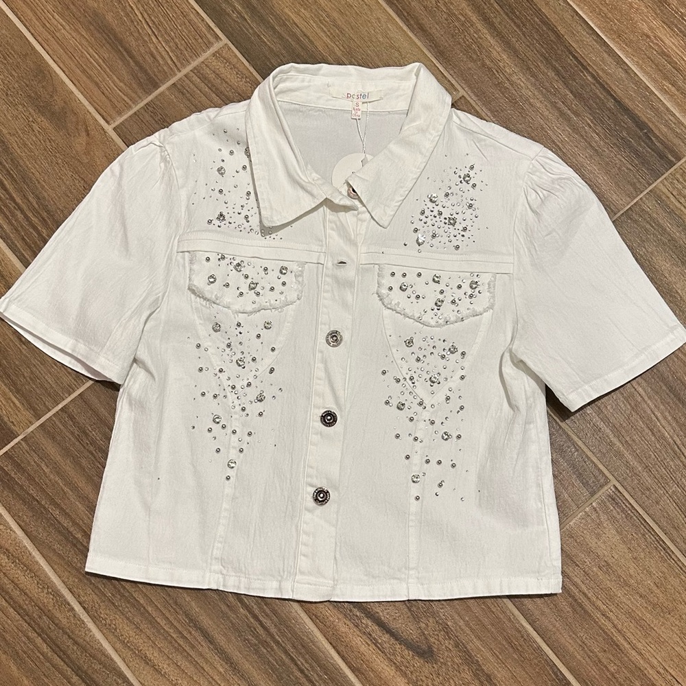 Embellished White or Blue Short Sleeve Denim Jacket